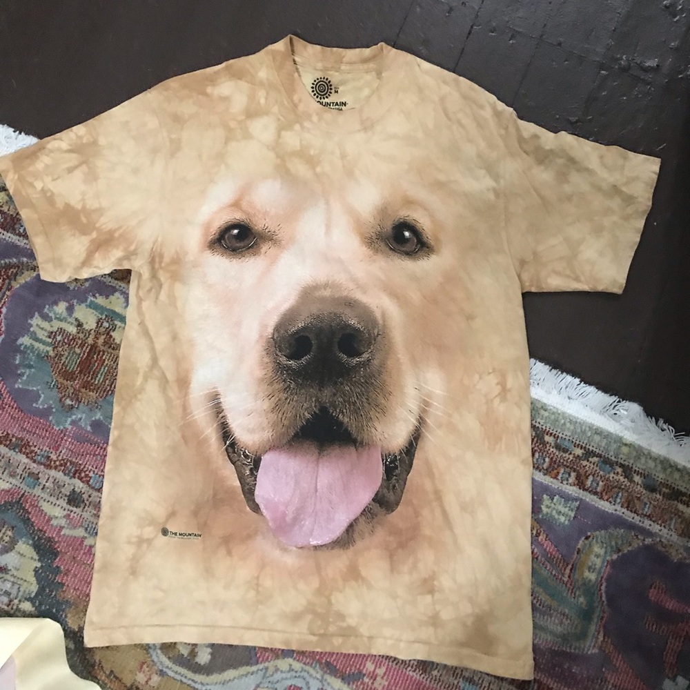 The mountain dog face T-shirt golden retriever M
